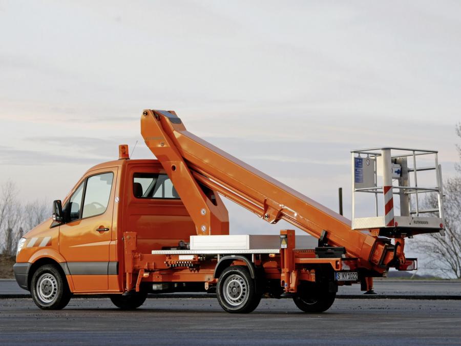  Mercedes-Benz Sprinter Lift Platform 2006 года  (фото 3 из 8)